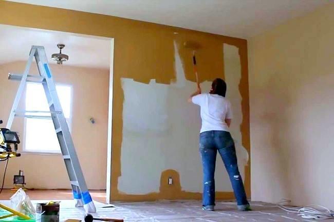 Quelqu'un connaît un bon peintre disponible en semaine pour repeindre cuisine et salle de bain ? Pas trop cher si possible : je ne suis que locataire.