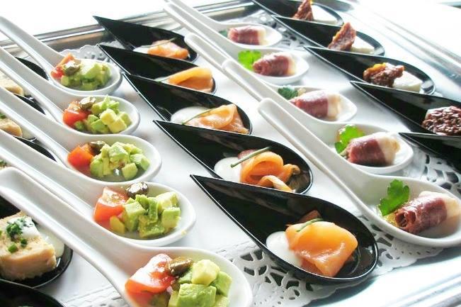 Urgent : je recherche un traiteur réputé pour une communion à Bruxelles. Des conseils ?