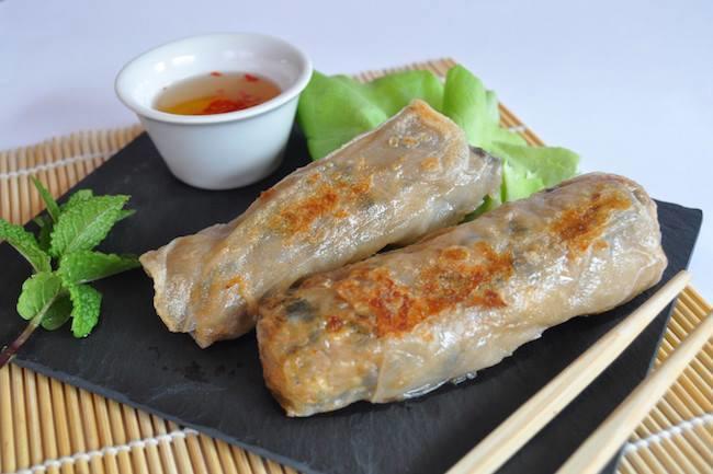 Où trouver les MEILLEURS nems de Bruxelles ? À emporter, si possible !