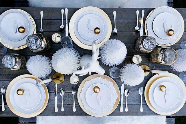 Qui connait un magasin de déco pour ma table de Noël ? Je viens de rentrer de voyage et je cherche une boutique qui propose une large sélection. J'aime particulièrement le style scandinave !