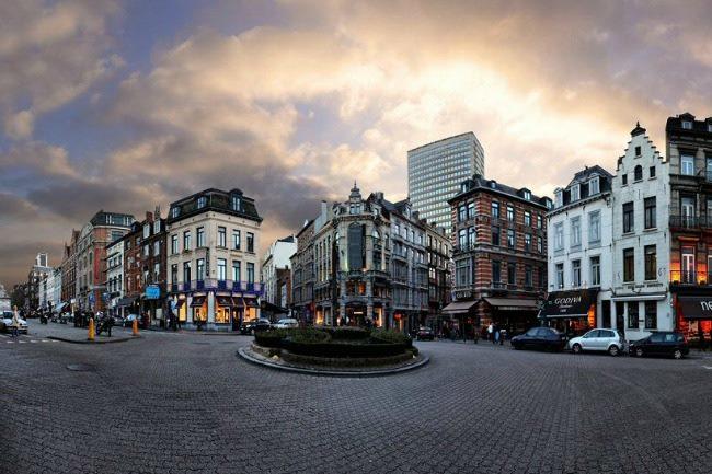 Qui connaît une agence immobilière à la fois dispo et à l'écoute ? Je dois bientôt venir à Bruxelles et il me faut un appartement !