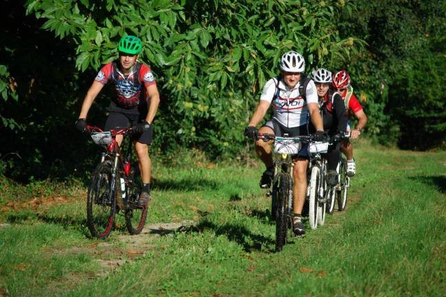 Bonjour ! Quel est le meilleur endroit pour faire du VTT pr&#xE8;s de Charleroi ? Merci !