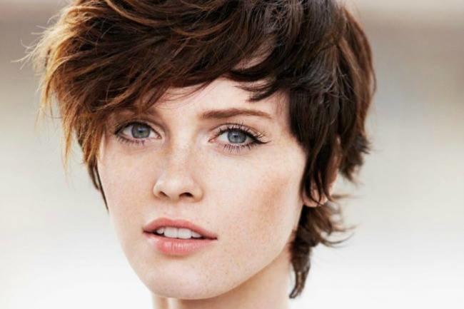 Qui connaît un bon salon de coiffure sur Liège qui réalise des coupes modernes sur cheveux courts ?