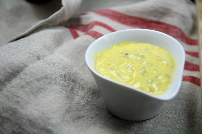 Qui connaît un resto où manger une savoureuse sauce béarnaise faite maison ?