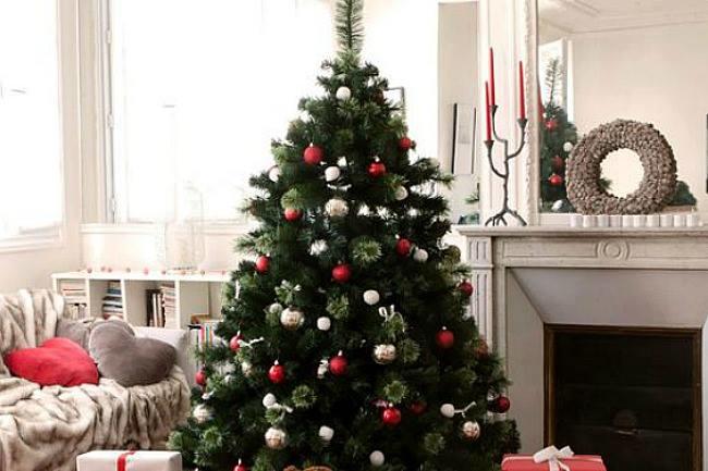 Qui connaît un bon magasin dans lequel on peut acheter un sapin de Noël artificiel de qualité et dont l'aspect se rapproche le plus d'un naturel ?