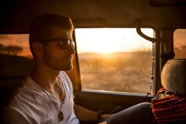 Qui connaît bon endroit pour acheter des lunettes de soleil SYMPAS pour homme ?