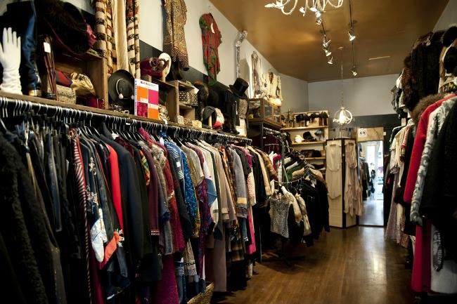 Qui connaît un bon magasin de seconde main à Liège avec du choix et des chouettes vêtements ? :)