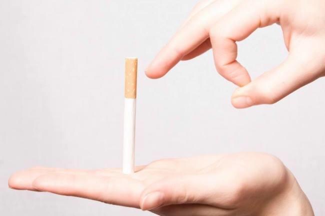 Qui connaît un hypnotiseur FIABLE qui pourrait m'aider à arrêter de fumer ?