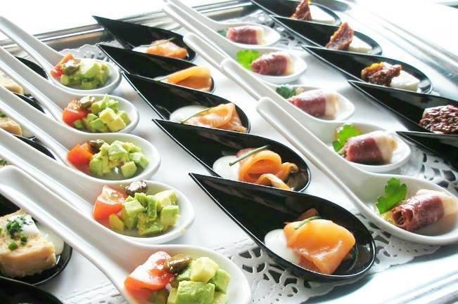 Besoin de votre aide : je cherche un bon traiteur pas hors de prix pour un buffet sympa à l'occasion d'un anniversaire avec une vingtaine d'invités ?