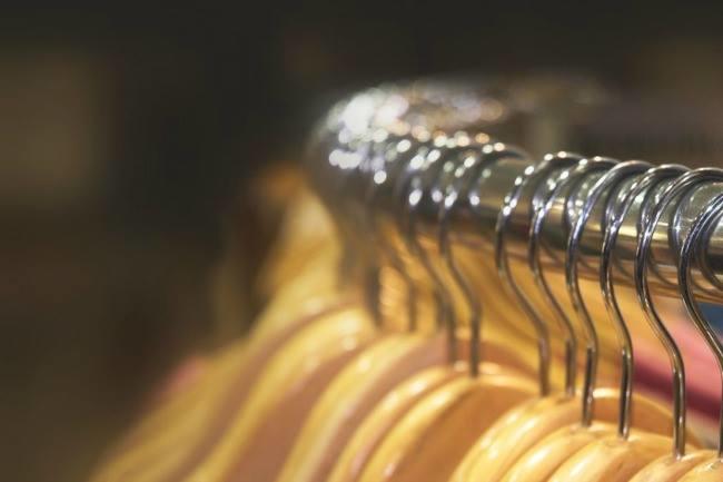 Qui connaît un nettoyage à sec rapide et fiable ?